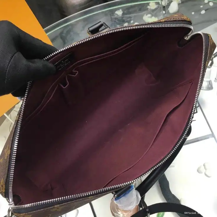 Official Brother Sam 19T1L0377 LV Bags 0816